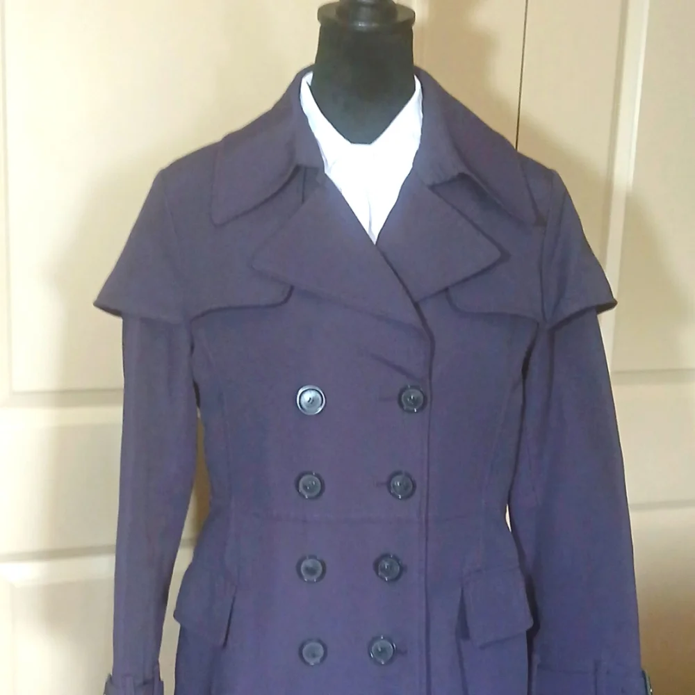 Burberry Plum Double-Breasted Trench Coat - Picture 5 of 12